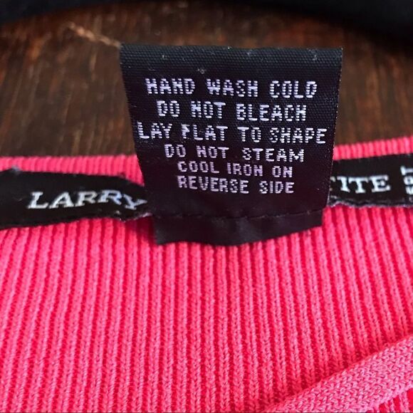 Larry Levine Pink Short Sleeve Top - Picture 6 of 6